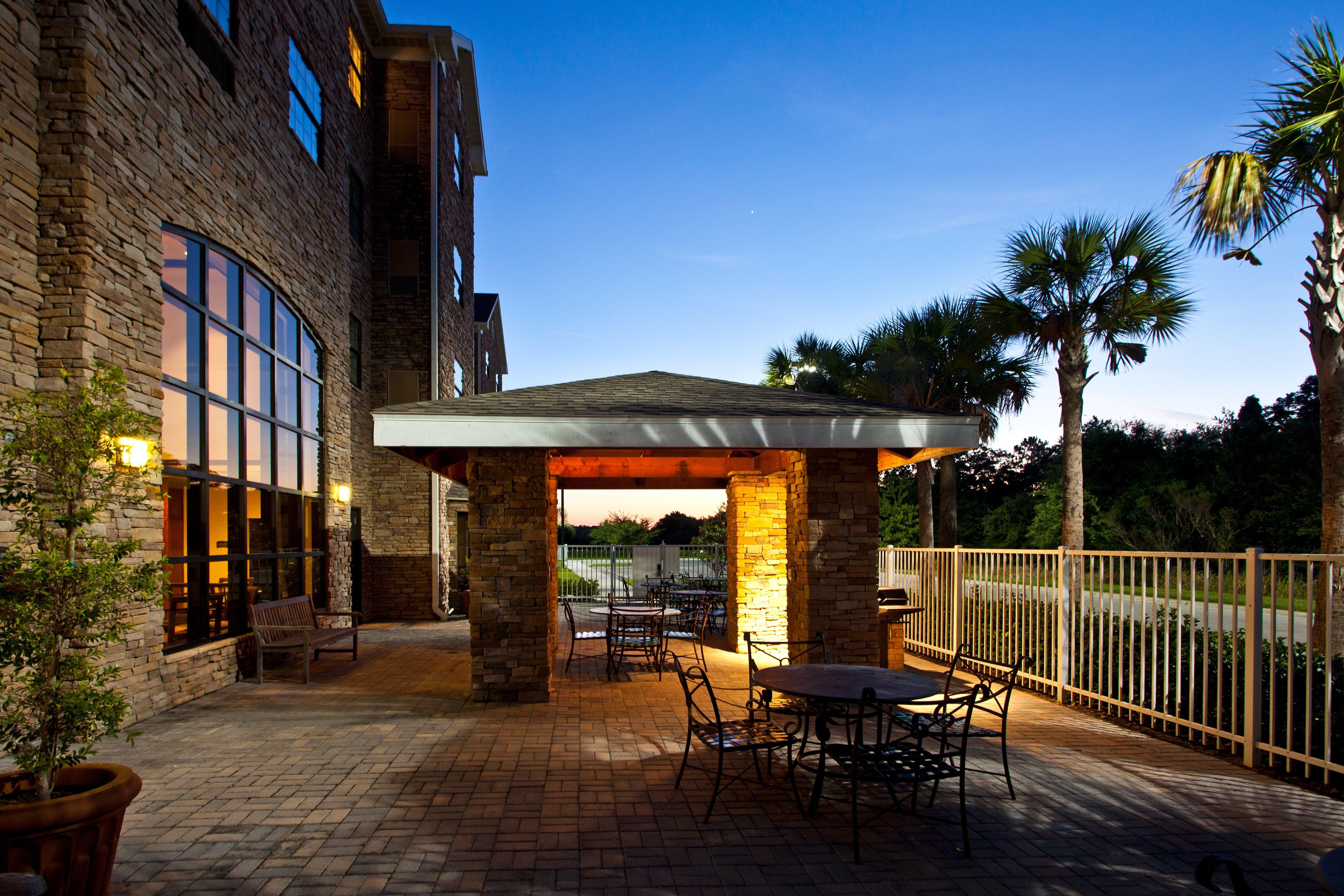 Mango Staybridge Suites Tampa East- Brandon By Ihg מראה חיצוני תמונה
