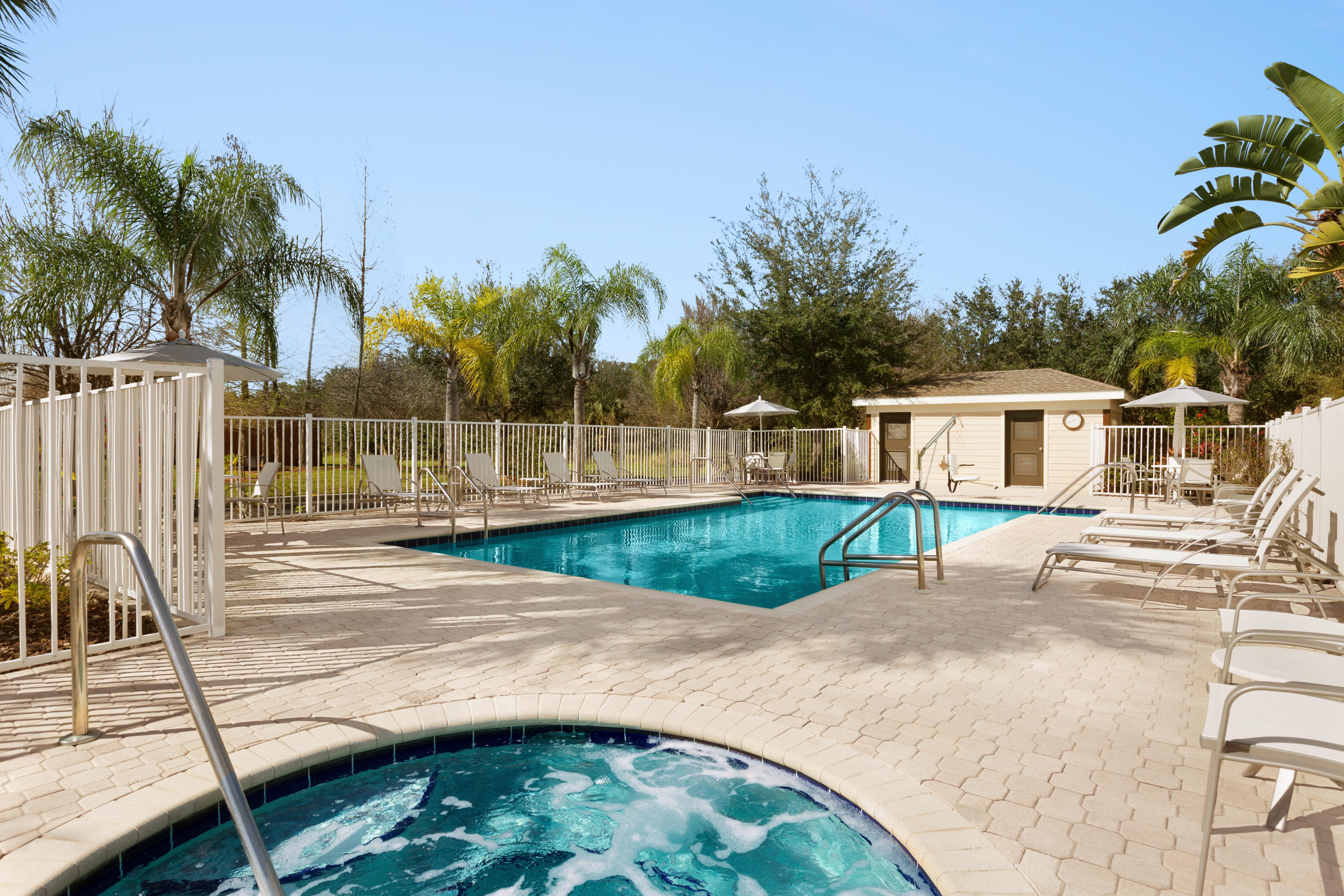 Mango Staybridge Suites Tampa East- Brandon By Ihg מראה חיצוני תמונה